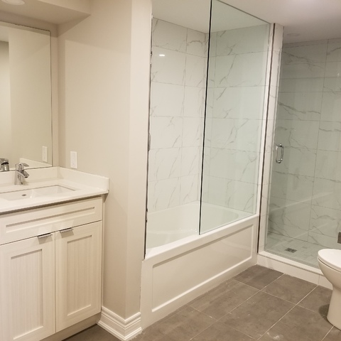 4 piece Bathroom of [property_address]